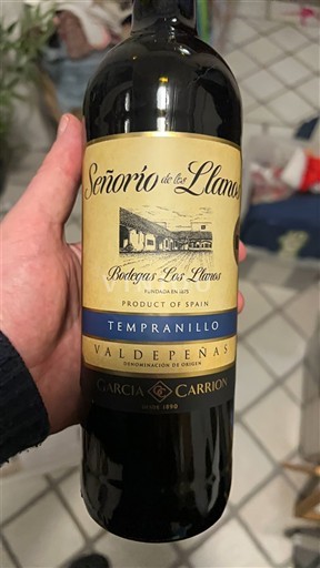Castilla-La Mancha Valdepeñas Señorío de los Llanos Tempranillo Non-Vintage