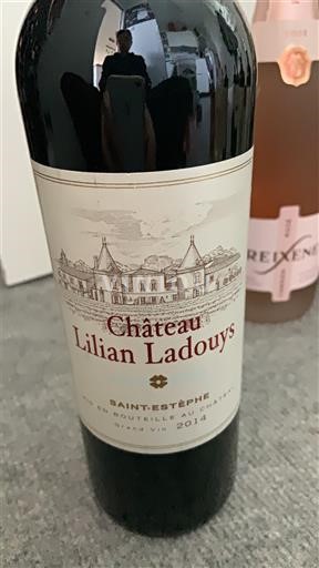 Burdeos Saint-Estèphe château Lilian Ladouys 2014