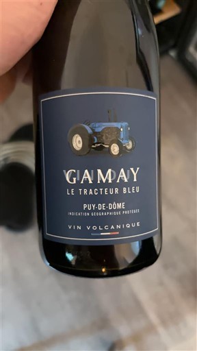 Dolina Loare Puy-de-Dôme Le Tracteur Bleu Neleten.