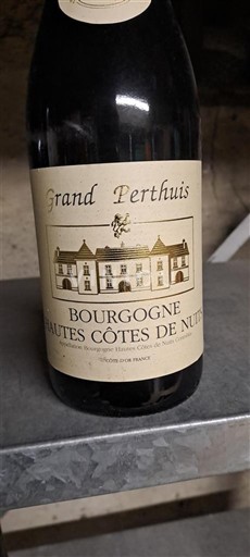 Бургундія Окрестности Нюи Grand Perthuis 2016