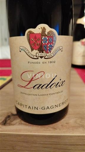 Bourgogne Ladoix Capitain-Gagnerot Icke årgångsbetecknad