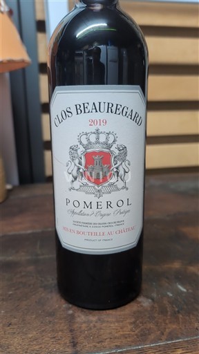 Bordeaux Pomerol Clos Beau regard 2019