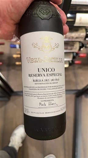 Castille và León Ribera del Duero Vega Sicilia Único Reserva Especial Không niên vụ