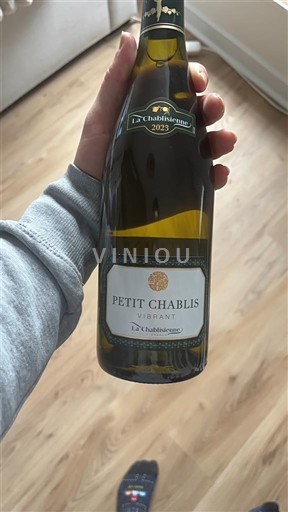 Burgundy Petit Chablis La Chablisienne Vibrant 2023