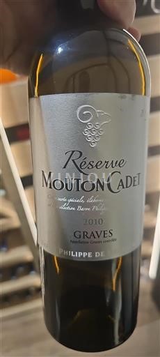 Bordeaux Graves Mouton Cadet Réserve 2010