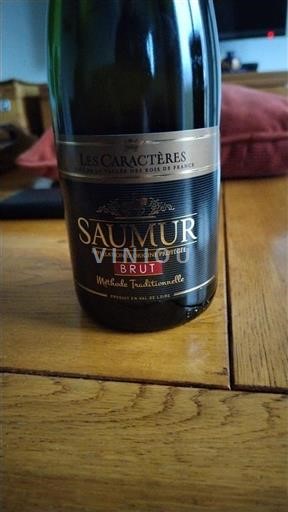 Loire Valley Saumur Les Caractères Non-Vintage