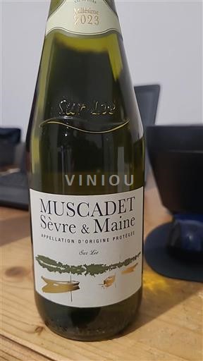 Dolina Loare Мускаде-Севр-е-Мен Sur Lie 2023