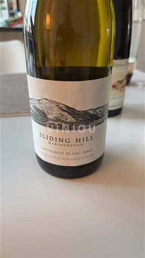 Marlborough Không được chỉ định Sliding Hill 2021