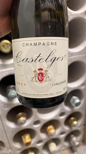 Champagne Nespecifikováno Castelger Neročník