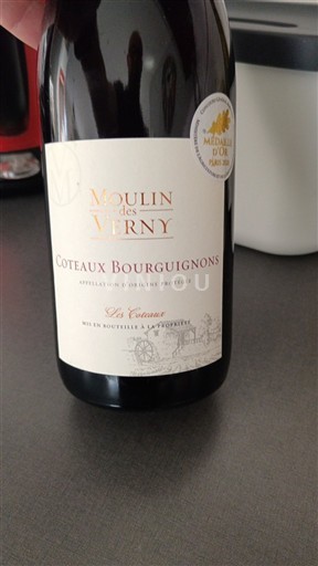 Burgundija Бургундска котерна вина Moulin Des Verny Les Coteaux 2023