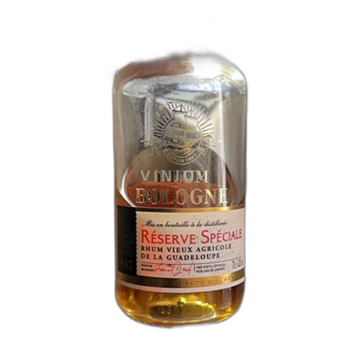 Rum Oud Réserve spéciale  Rhum Bologne 4a Guadeloupe Niet gespecificeerd