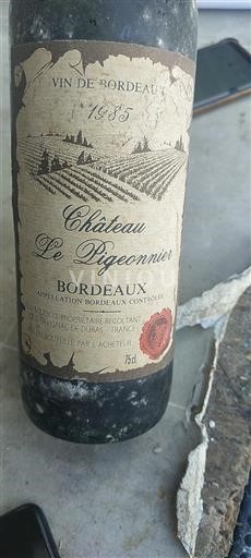 Vin Rouge sec Château Le Pigeonnier 1985 France Bordeaux AOC