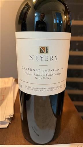 Kalifornialaiset AVA:t Napa Valley Neyers Cabernet Sauvignon 2010