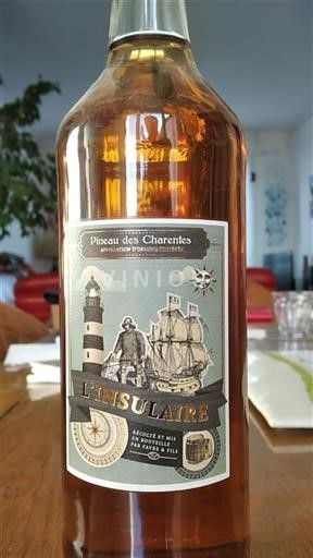 Poitou-Charentes Pineau-des-Charentes Favre & Fils L'Insulaire Không niên vụ