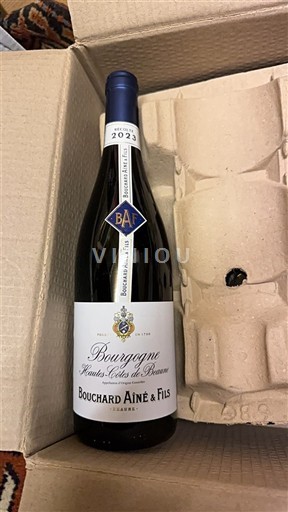 Vin Rouge sec Bouchard Aîné & Fils 2023 France Bourgogne Hautes Côtes de beaune AOC
