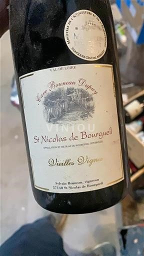 Thung lũng sông Loire Saint-Nicolas-De-Bourgueil Cave Bruneau Dupuy Vieilles Vignes Không niên vụ