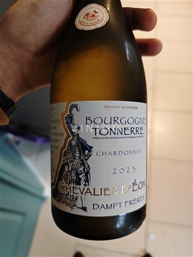 Burgundi Bourgogne Tonnerre Dampt Frères Chevalier d'Éon 2023