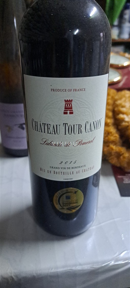 Bordeaux Lalande-de-Pomerol Château Tour Canon 2015