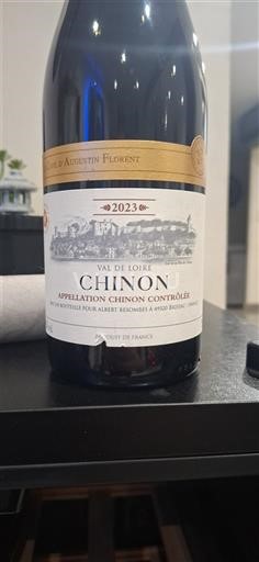 Dolina Loare Chinon Cave Augustin Florent 2023