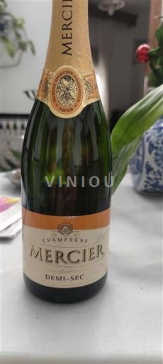 Vin Blanc demi-sec Mercier Non millésimé France Champagne AOC