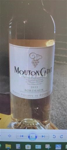 Bordo Baron Philippe De Rothschild Mouton Cadet 2011