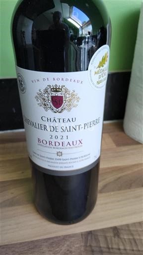 Vin Rouge sec Château Chevalier de Saint-Pierre 2021 France Bordeaux AOC
