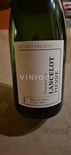 Vin Effervescent Blanc brut Instant Present Lancelot Pienne Non millésimé France Champagne AOC
