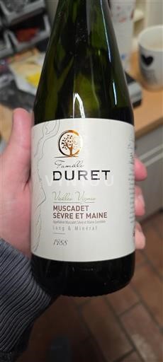 Wines Blanc sec Vieilles Vignes Famille Duret 1988 France Loire Valley Muscadet Sèvre et Maine AOC