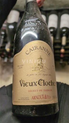 Вина Rouge sec Vieux Clocher Secret de Terroir Arnoux & Fils 2018 Francuska Рона долина Cairanne AOC