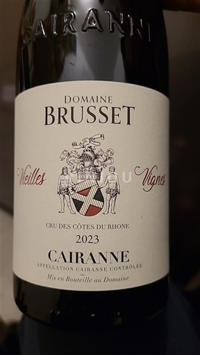 Rượu vang Rouge sec Vieilles Vignes Domaine Brusset 2023 Pháp Thung lũng Rhône Cairanne AOC