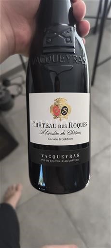 Vin Rouge sec À l'ombre du Château Château Des Roques 2022 France Vallée du Rhône Vacqueyras AOC