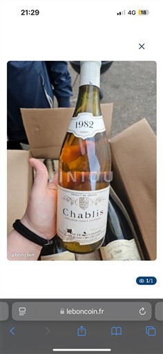 Burgundy Chablis Domaine L'Eglantière 1982