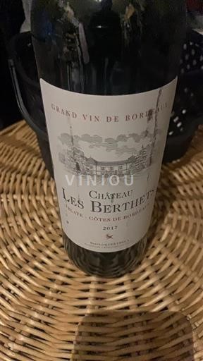 Burdeos Blaye-Côtes de Burdeos Château Les Berthiets 2017