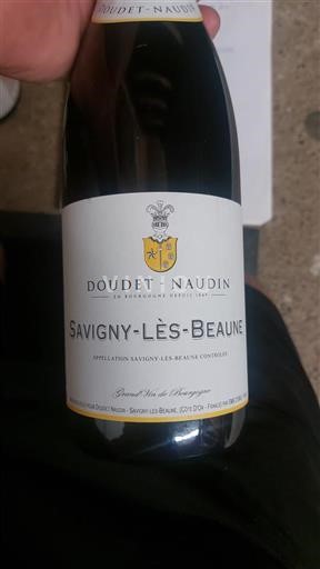 Burgundi Savigny-lès-Beaune Doudet-Naudin Ei vuosikertaa