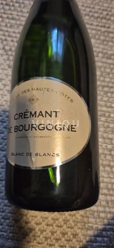 Burgundi Crémant de Bourgogne Blanc de Blancs Ei vuosikertaa