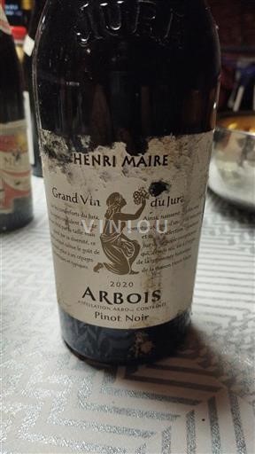 Vin Rouge sec Henri Maire 2020 France Jura Arbois AOC