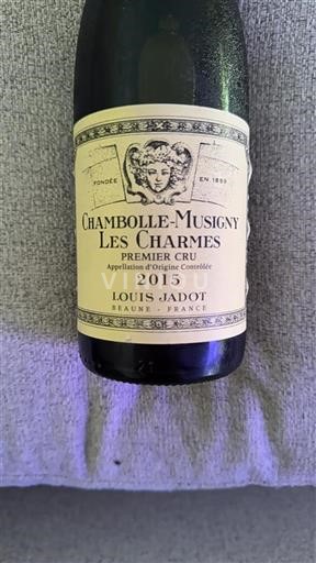 Burgundi Chambolle-Musigny Premier Cru Louis Jadot Les Charmes 2015