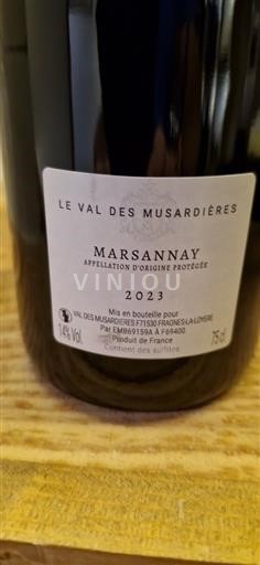 Burgundy La traduction du nom 'Marsannay' d'une appellation géographique spécifique ne change pas entre le français et l'anglais, donc c'est (Marsannay). Le Val des Musardières 2023