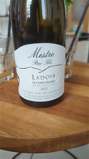 Burgund Ladoix Mestre Père et Fils Le Clou d'Orge 2023