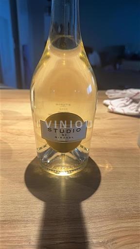 Provence, Ala-Rhônen laakso, Korsika Méditerranée Miraval Studio Ei vuosikertaa