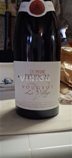 Bourgogne Vougeot Domaine Bertagna Le Village 2020