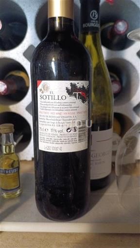 Kastiljija-La Mancha Ni doloceno Grupo de Bodegas Vinartis, S.A El Sotillo Neleten.