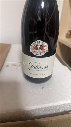 Vin Rouge sec Le Marquisat Pasquier Desvignes 2024 France Beaujolais Juliénas AOC