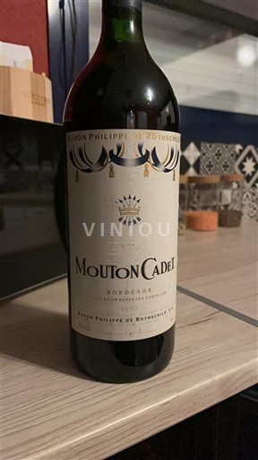 Bordeaux Baron Philippe de Rothschild Mouton Cadet 1990