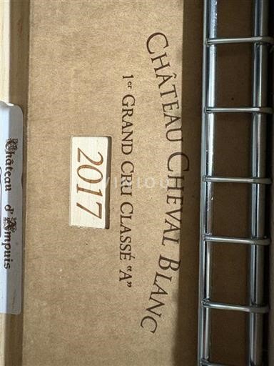 Vin Rouge sec Château Cheval Blanc 2017 France Bordeaux Saint-Émilion AOC Premier Grand Cru Classé A