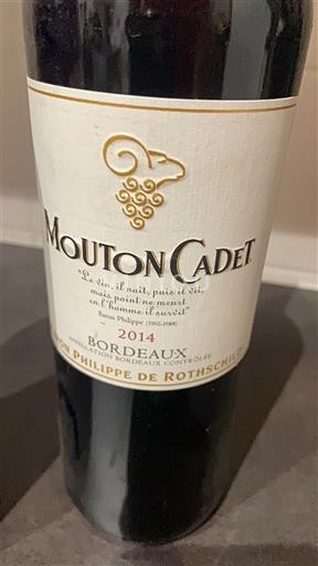 Vin Rouge sec Select Mouton Cadet 2014 France Bordeaux AOC