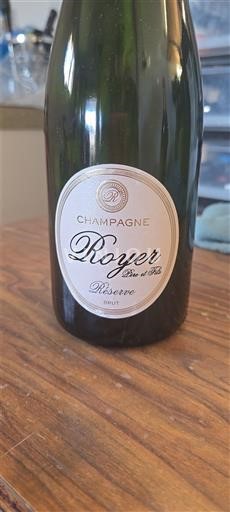 Šampanja Šampanjec Royer Père et Fils Réserve Neleten.