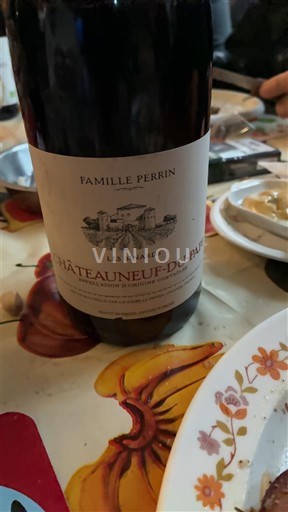 Valle del Ródano Châteauneuf-du-Pape. Famille Perrin Les Sinards 2017