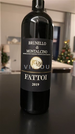 Toscana Brunello di Montalcino. Fattoi 2019