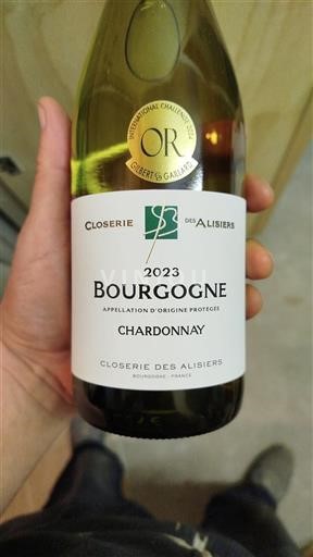 Burgundy Closerie des Alisiers 2023